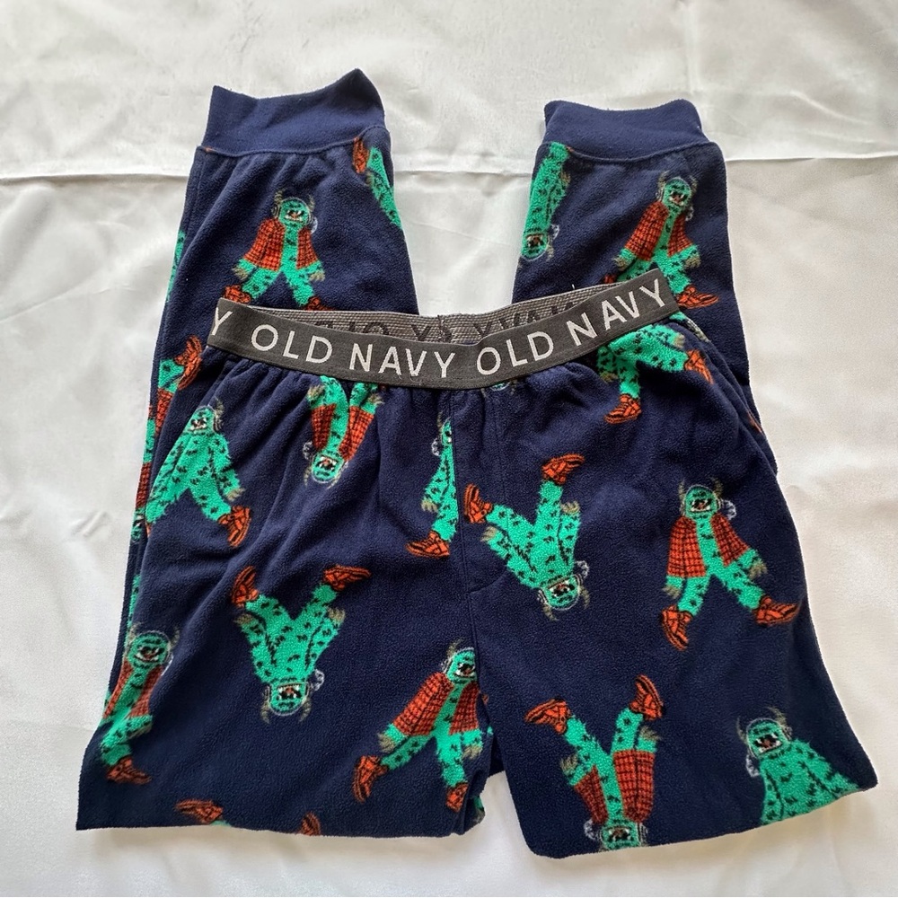 Old Navy pull on sleep joggers winter holiday Yeti monster theme boys L 10-12